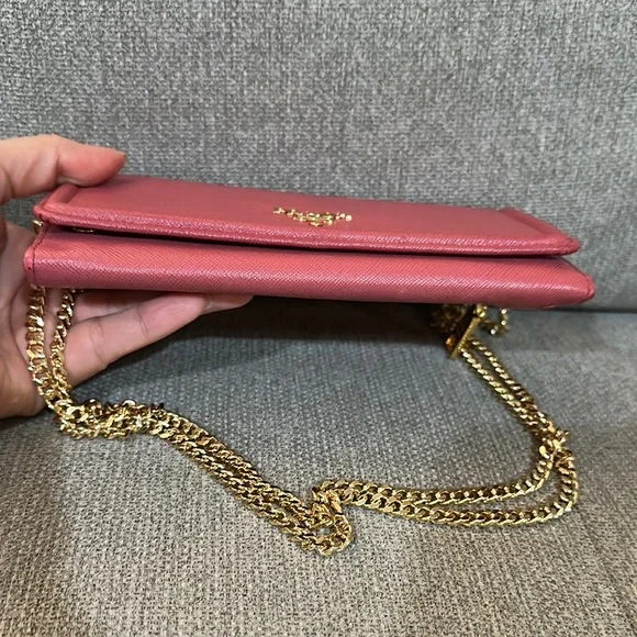 Prada Bag - Picture 6 of 17